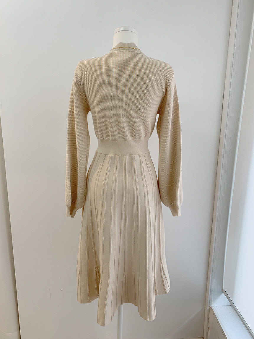 【Dress】早い者勝ち~3色展開気質レトロ長袖ニットワンピース W7811