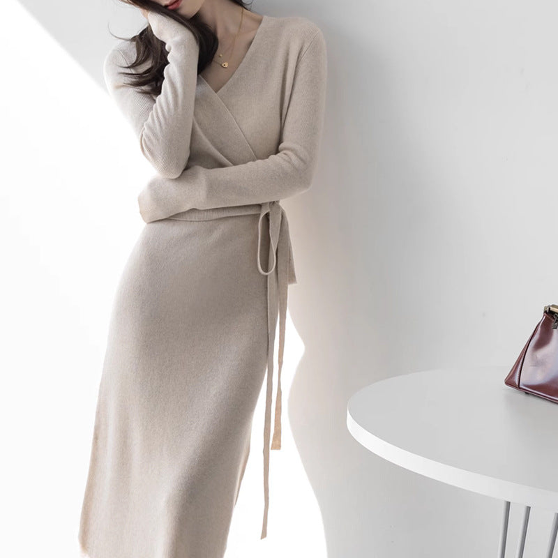 【Dress】Vネックニットワンピース W10676