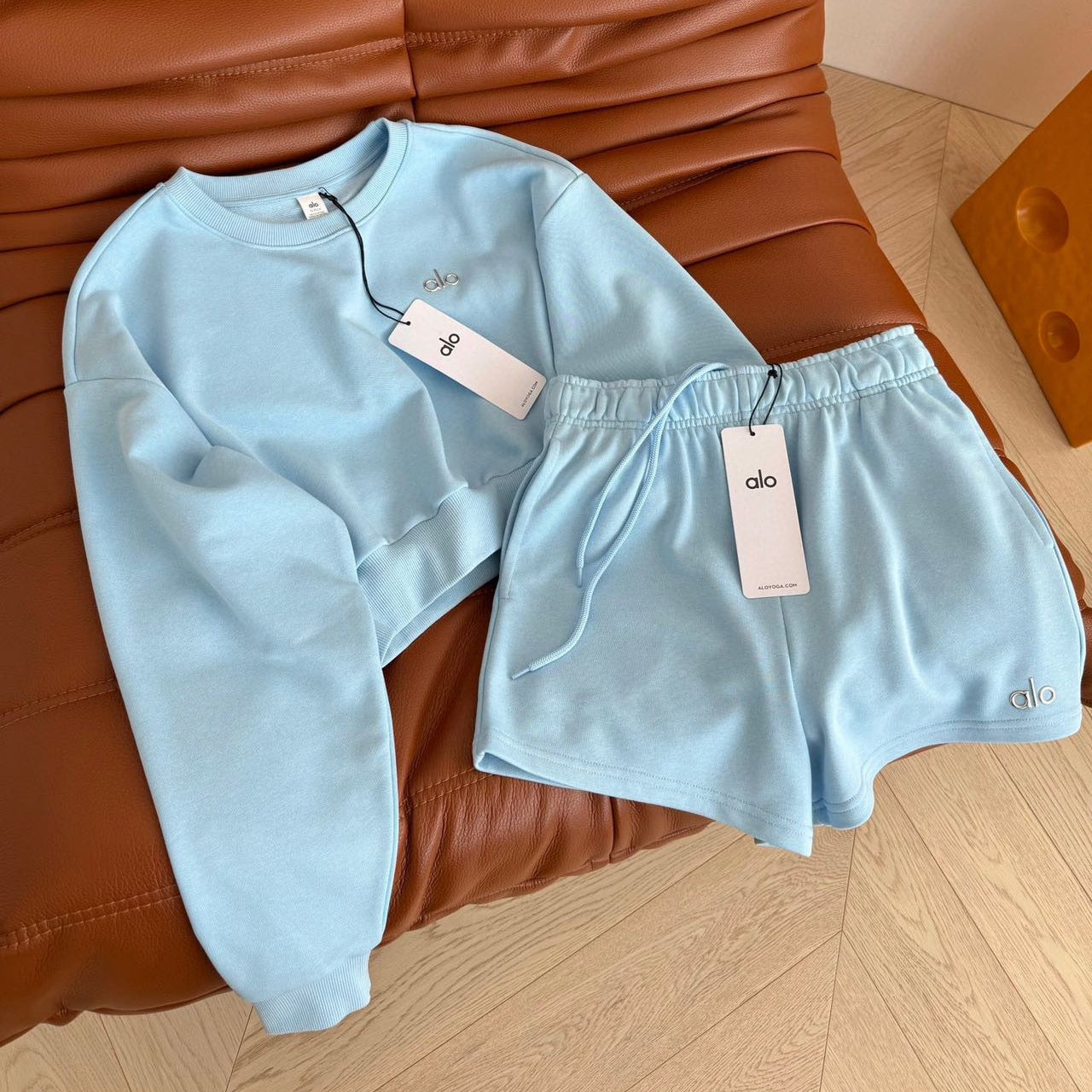 【Set】春夏新作スポーツスーツ T01537