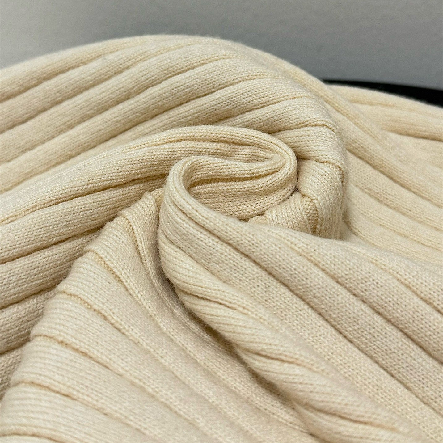 【Tops】POLOネック半袖ニット W11971