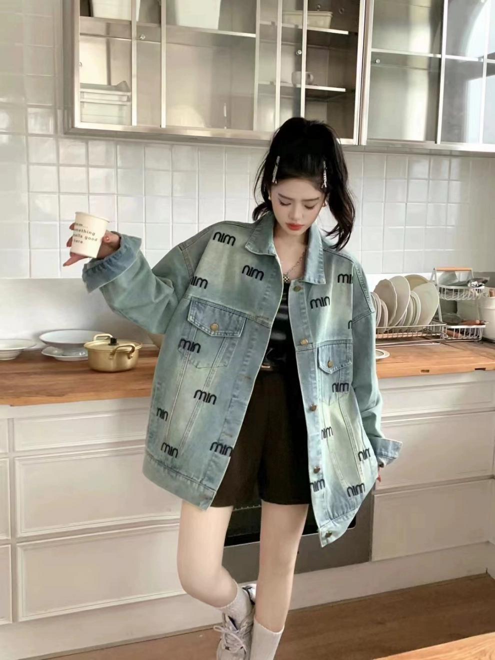 【Outer】英文字デニムジャケット Z7358