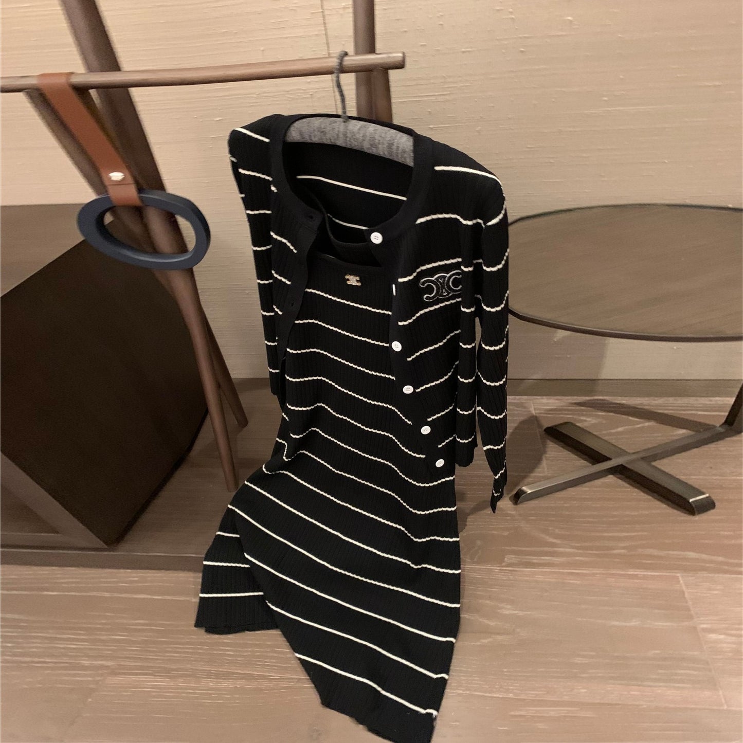 【Set】カーデ+キャミワンピ 2点セット Z7603