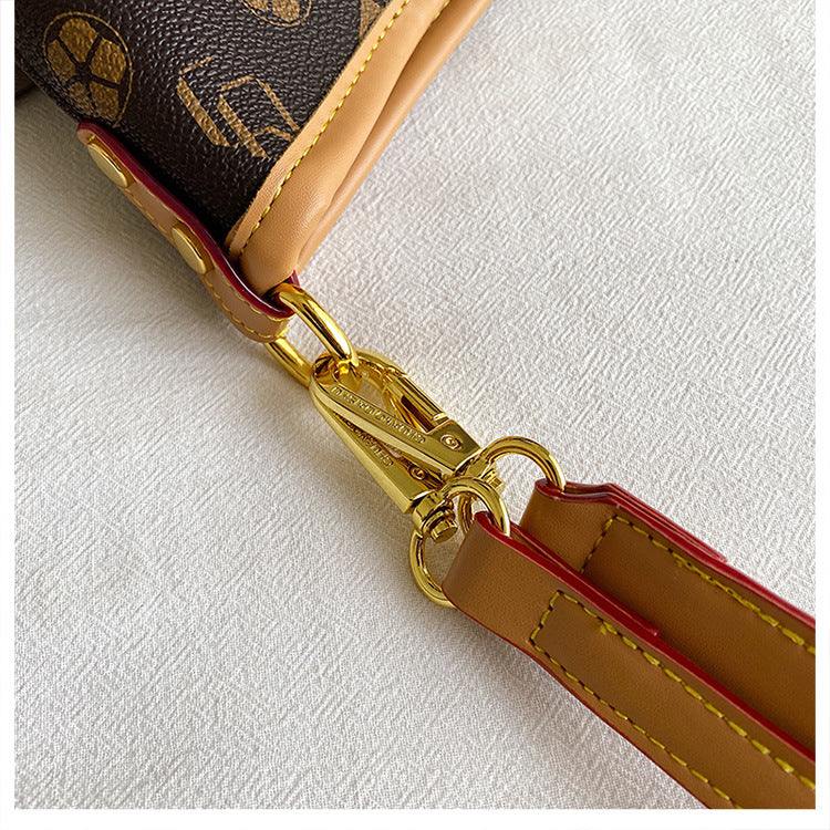 【雑貨】大容量プリントショルダーバッグ W13652