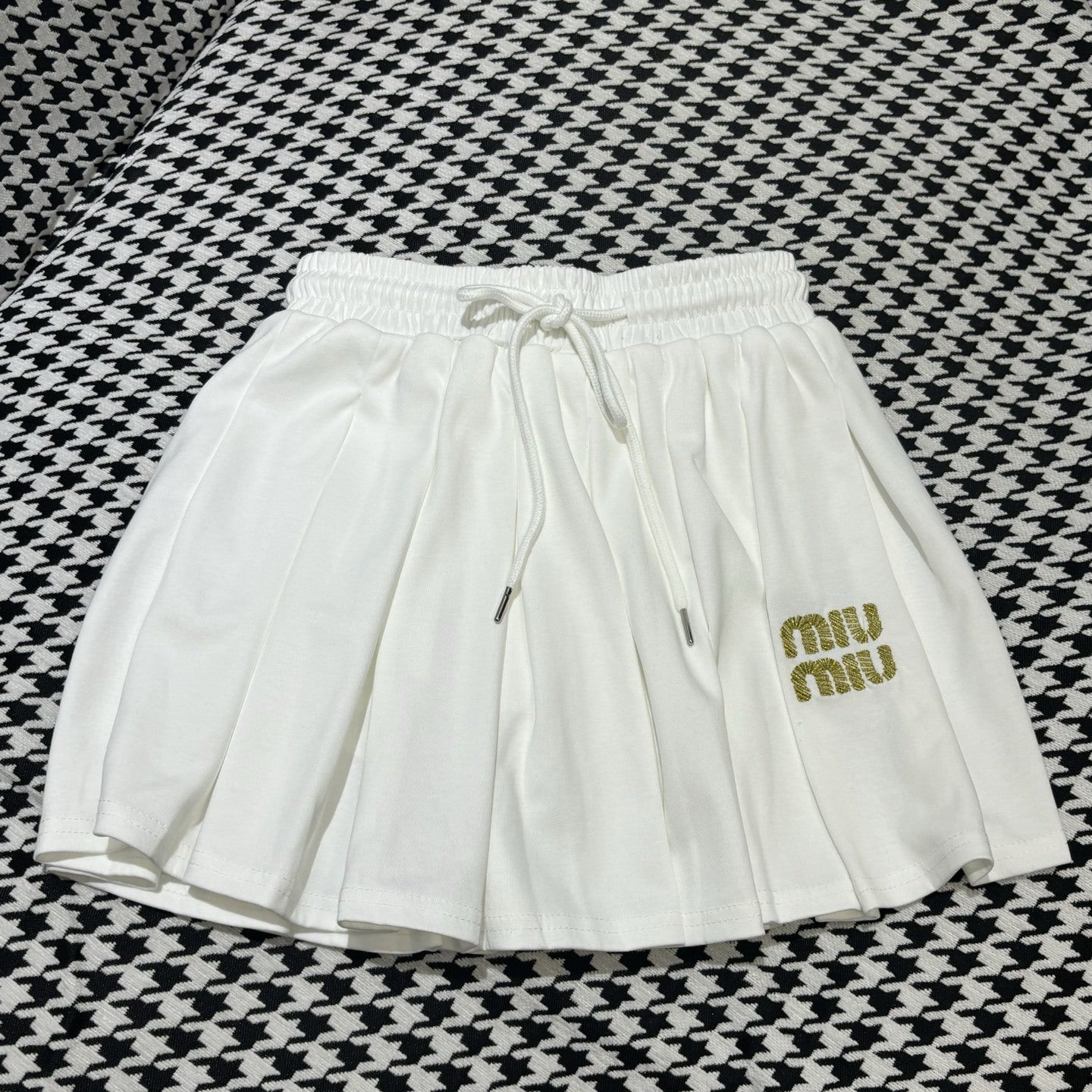 【Set】レース切り替えTシャツ + スカート2点セット T01479