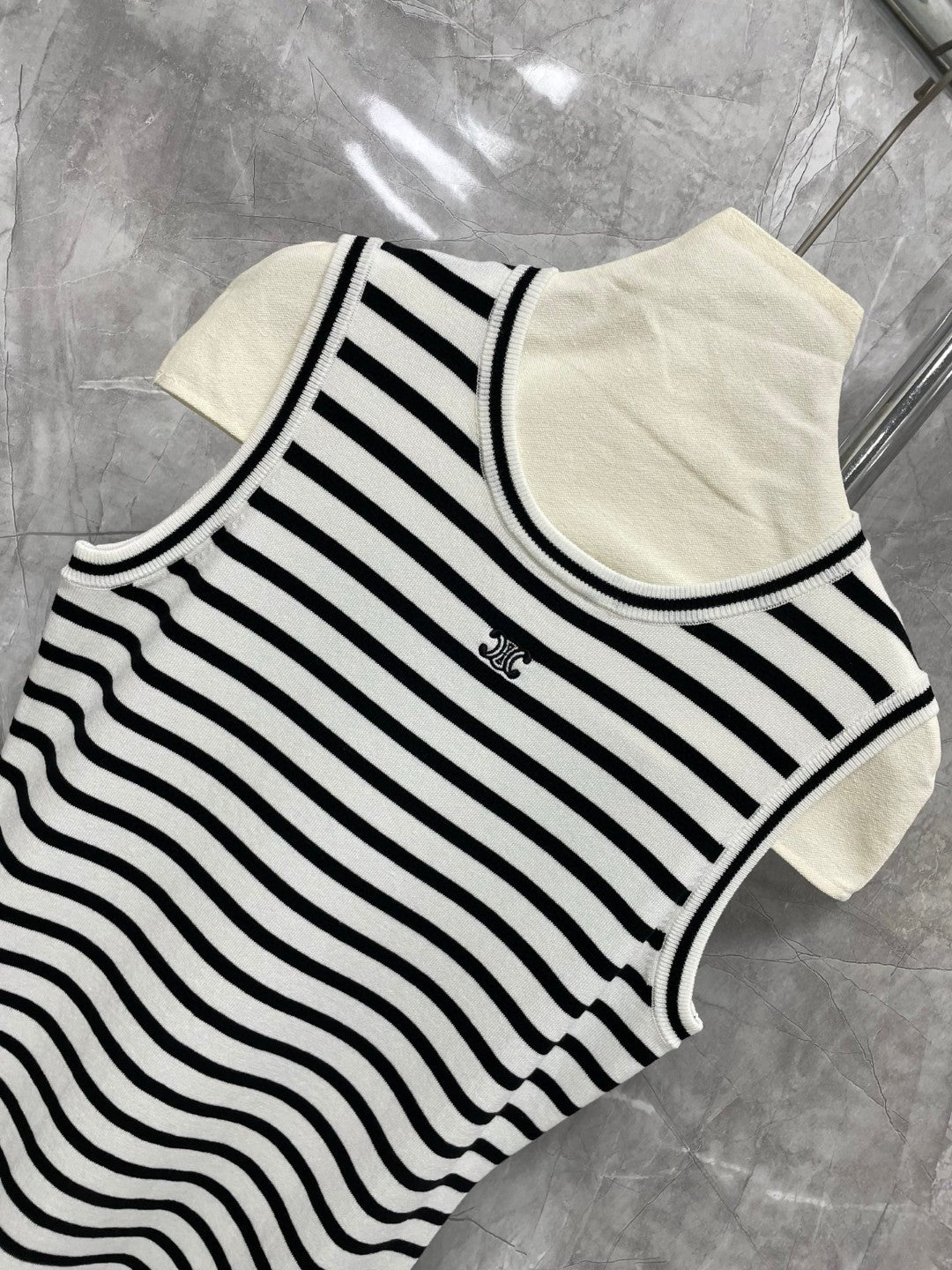 【Dress】ストライプ柄ワンピース T01619