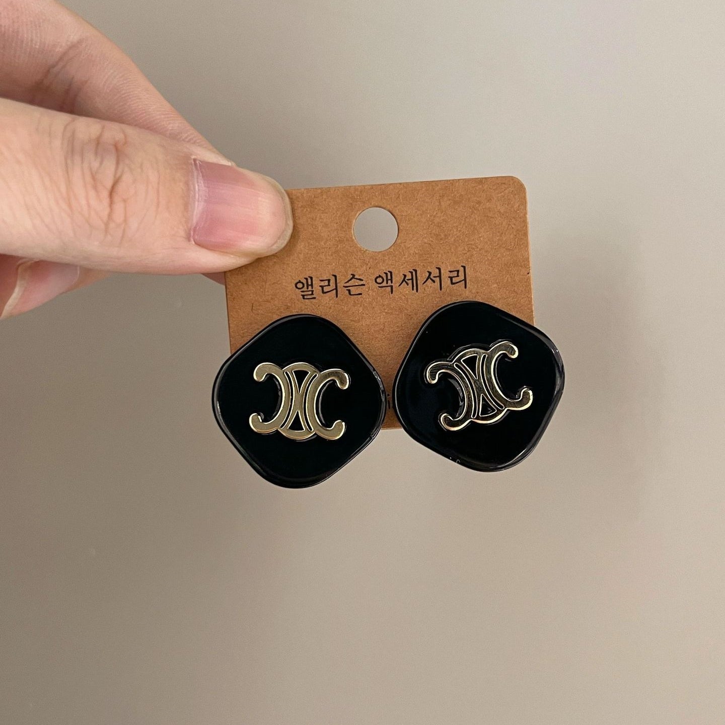 【雑貨】ヴィンテージモダンピアス T01723