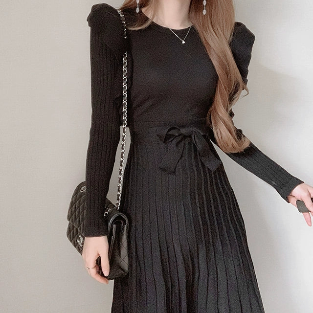 【Dress】レトロ風フリルニットワンピース W7944