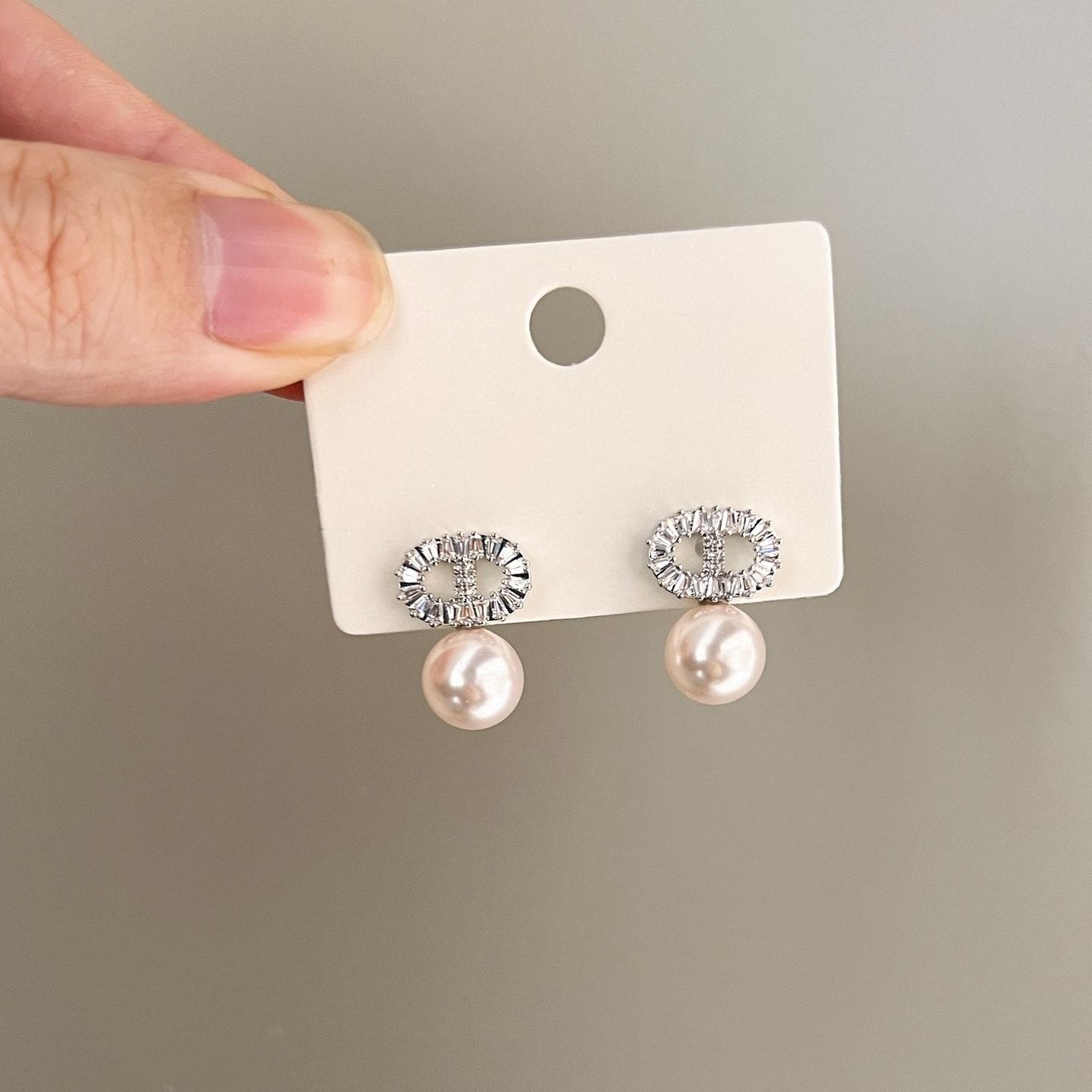 【雑貨】ジルコンパールイヤリング T01737