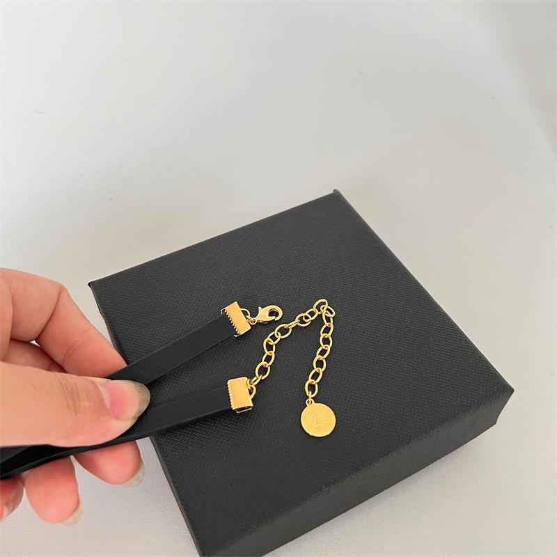 【雑貨】高級レザーネックレス W12759