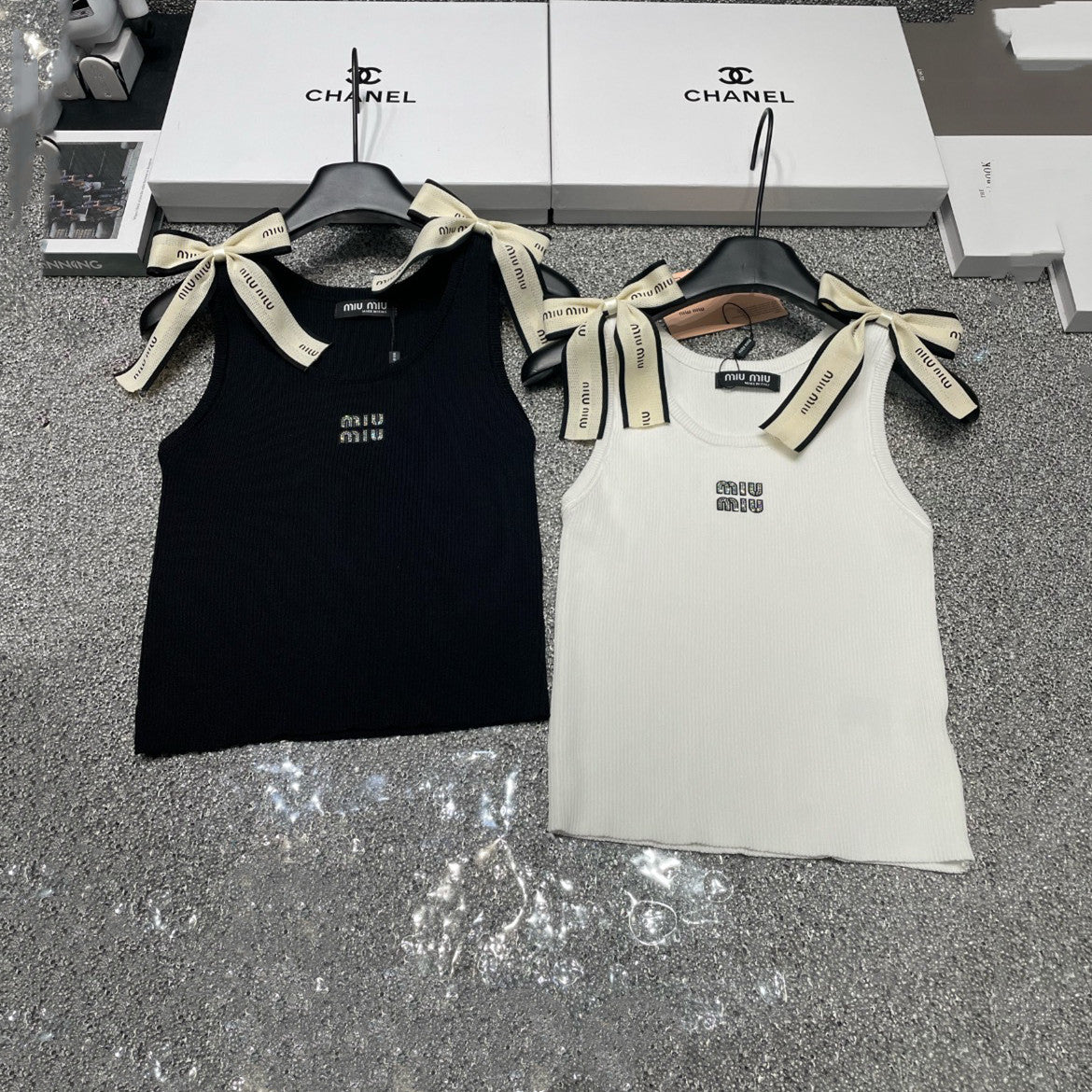 【Tops】リボンデザインタンクトップ W11972