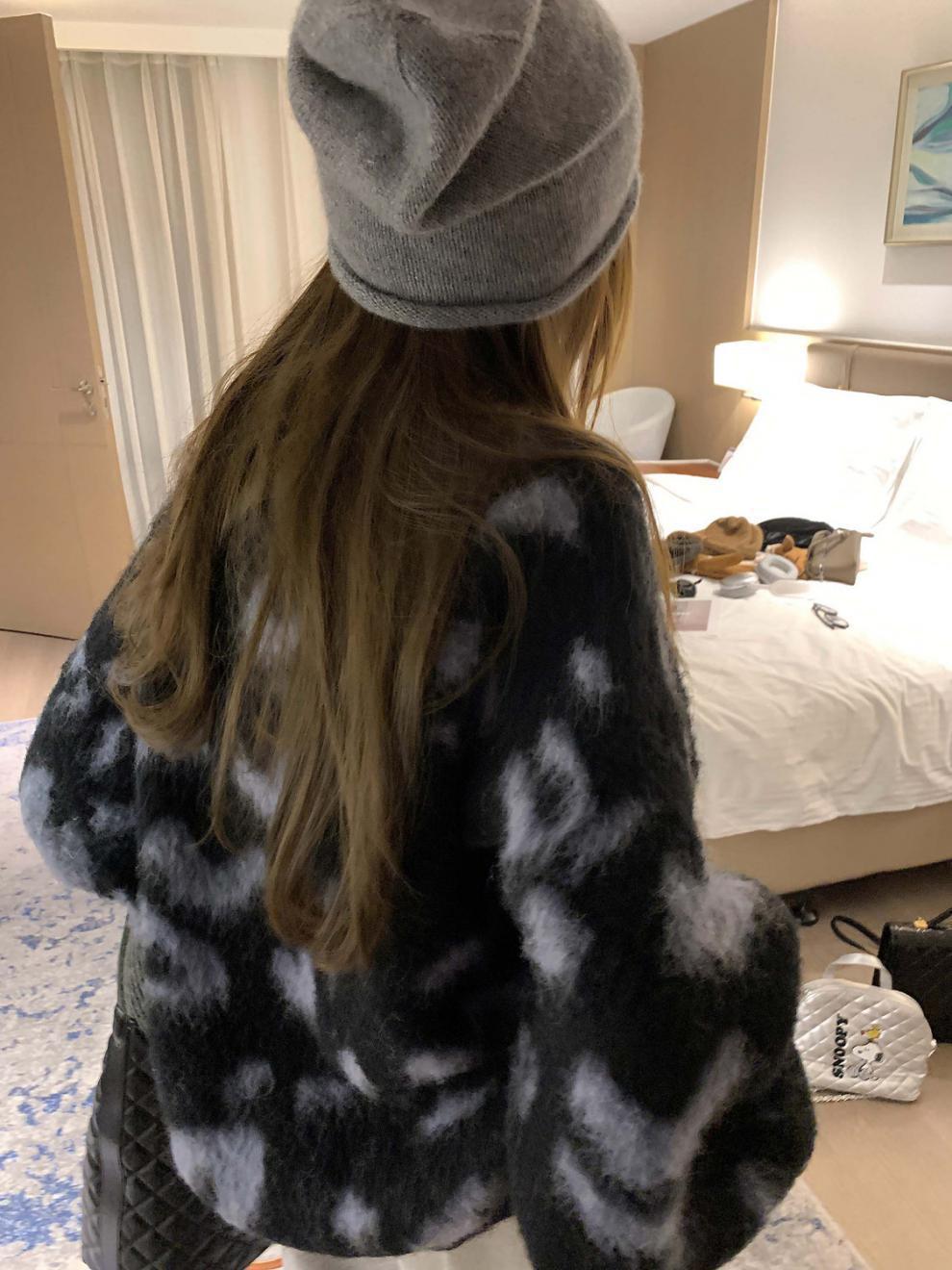 【Tops】3色ニットセーター Z7396