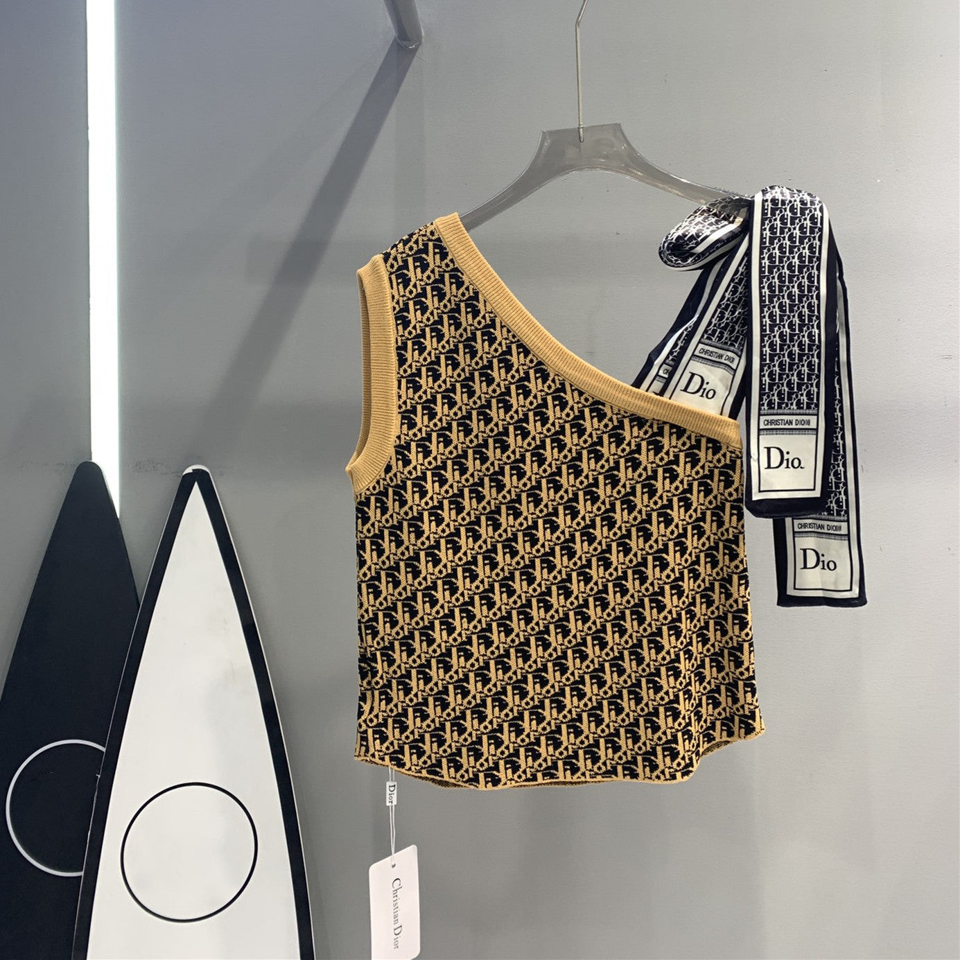 【Tops】色展開ジャカードスカーフ付きタンクトップ W12558