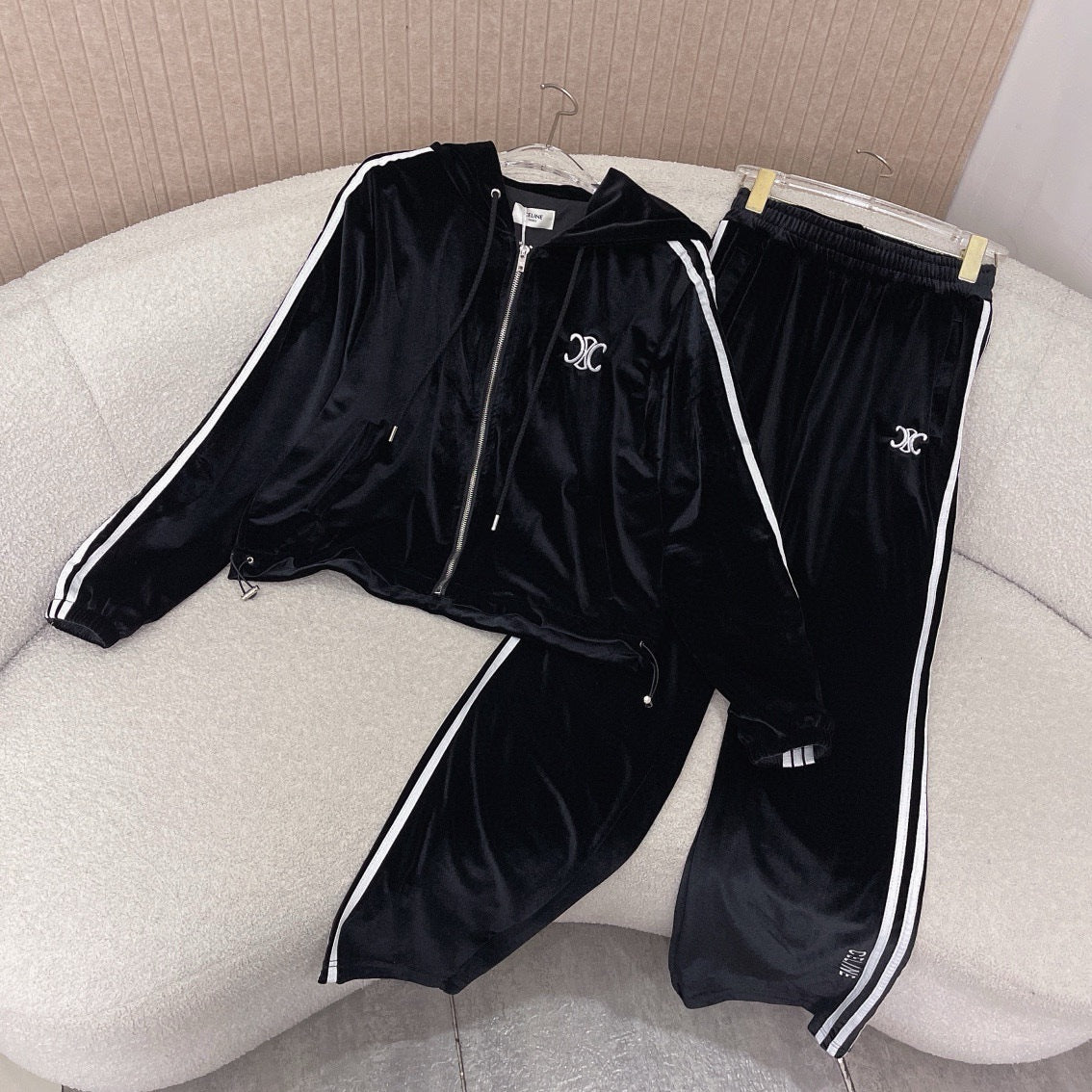 【Set】ジャケット+パンツ ベルベットセット Z8104