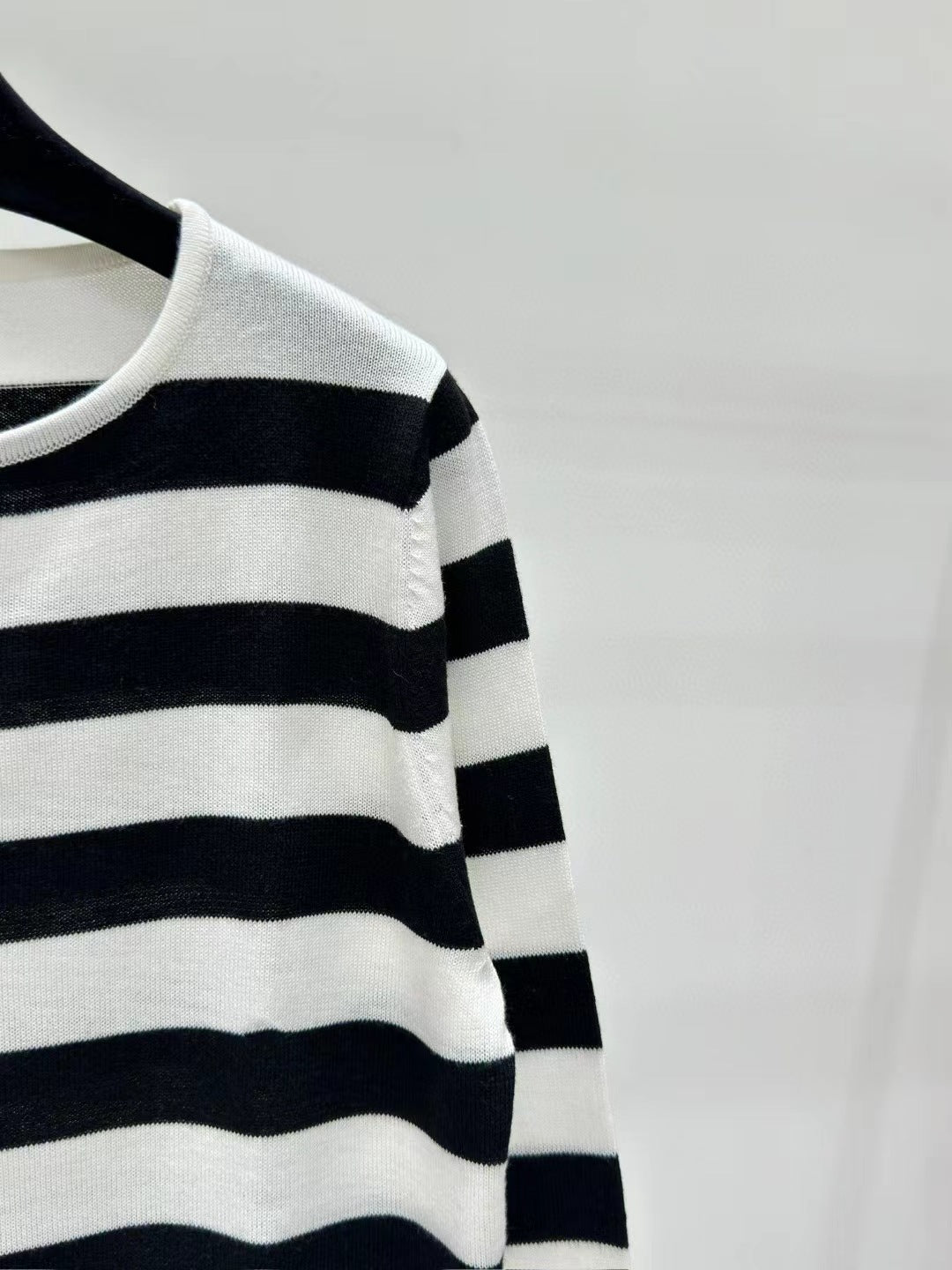 【Tops】ボーダー柄ニット W13444