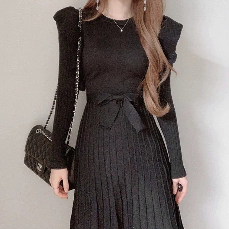 【Dress】レトロ風フリルニットワンピース W7944