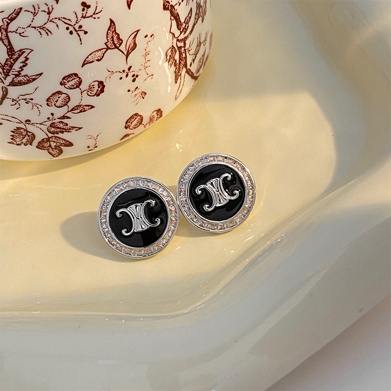 【雑貨】4色展開ピアス Z7705