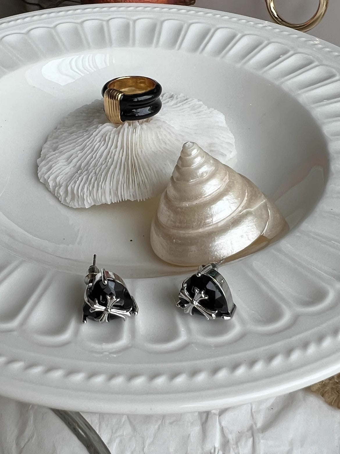 【雑貨】高級感ピアス Z8321