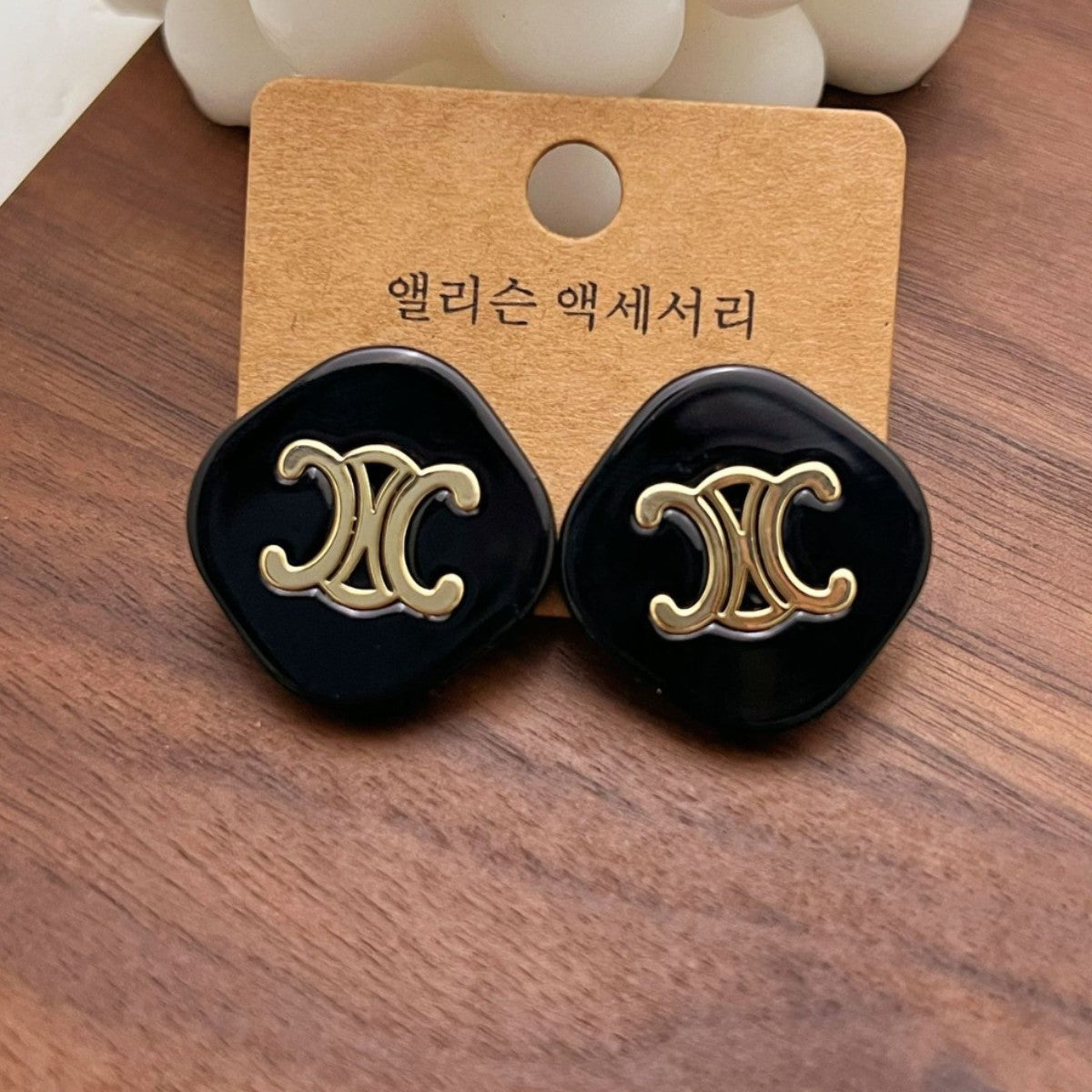 【雑貨】ヴィンテージモダンピアス T01723