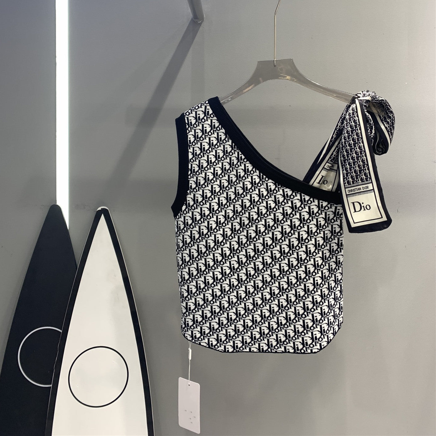 【Tops】色展開ジャカードスカーフ付きタンクトップ W12558
