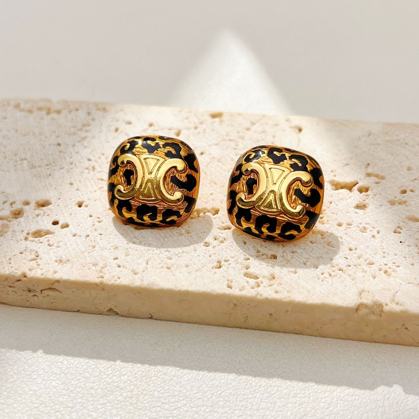 【雑貨】レオパードピアス T01732
