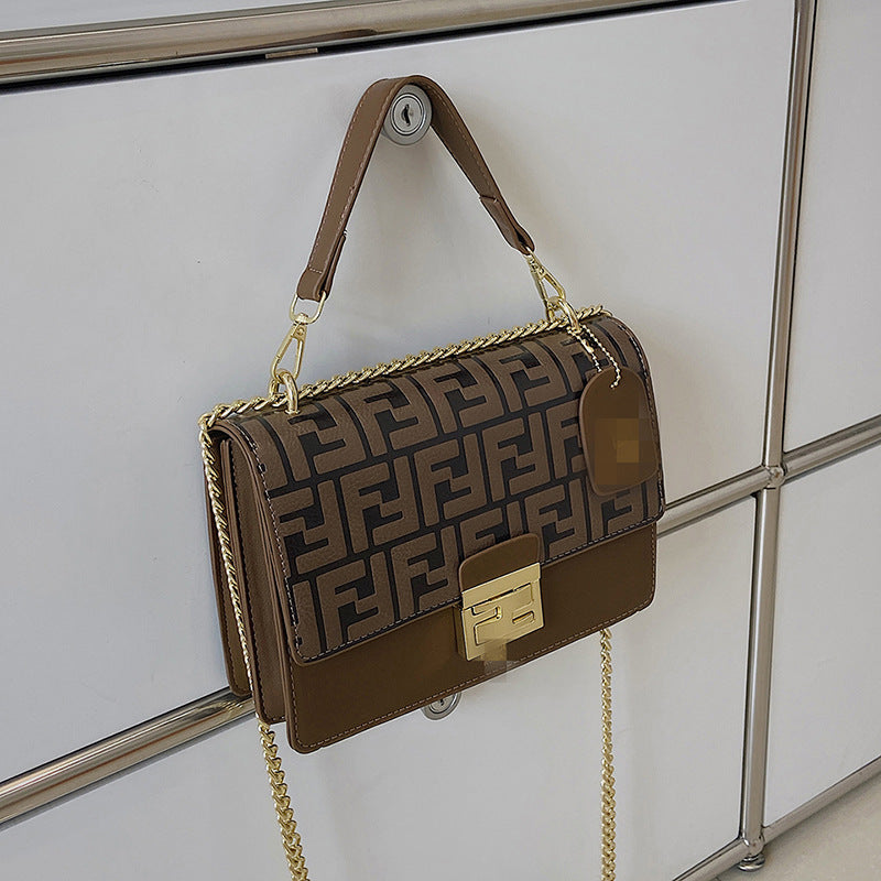 【雑貨】人気ショルダーバッグ Z7301