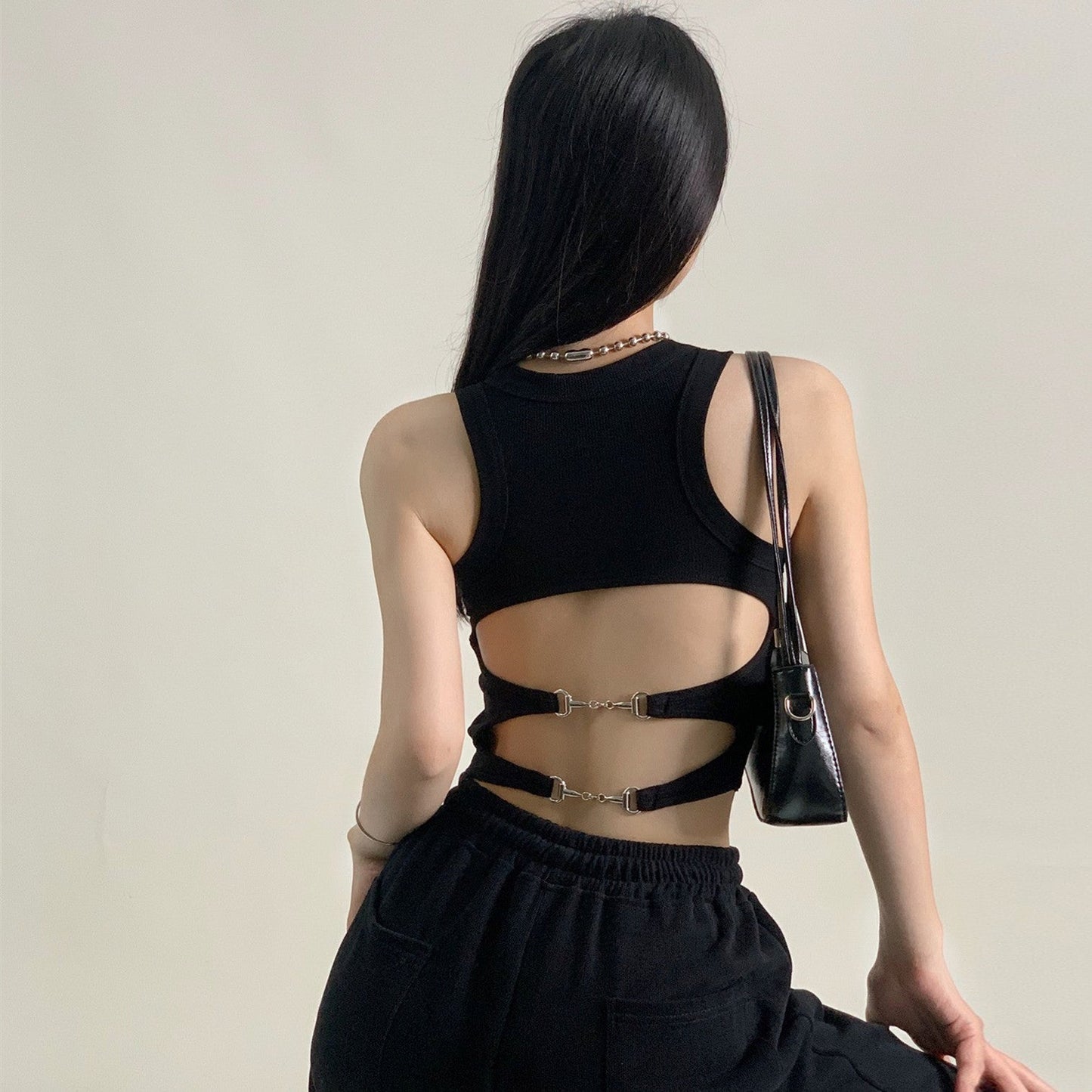 【Tops】ベアトップバック透かし彫りタンクトップ W10838