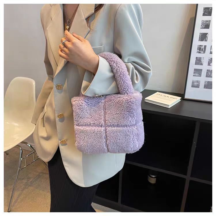 【雑貨】ラムウールバッグ W13872