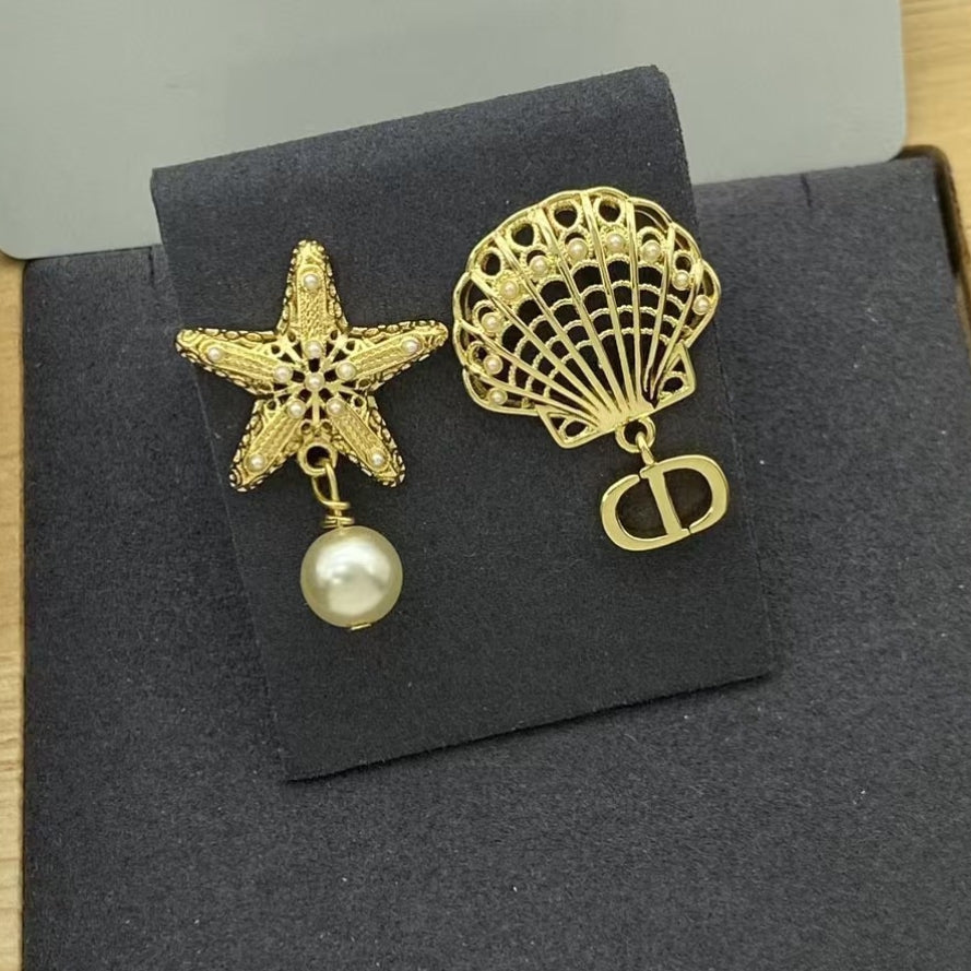 【雑貨】ファッションデザインピアス T01192