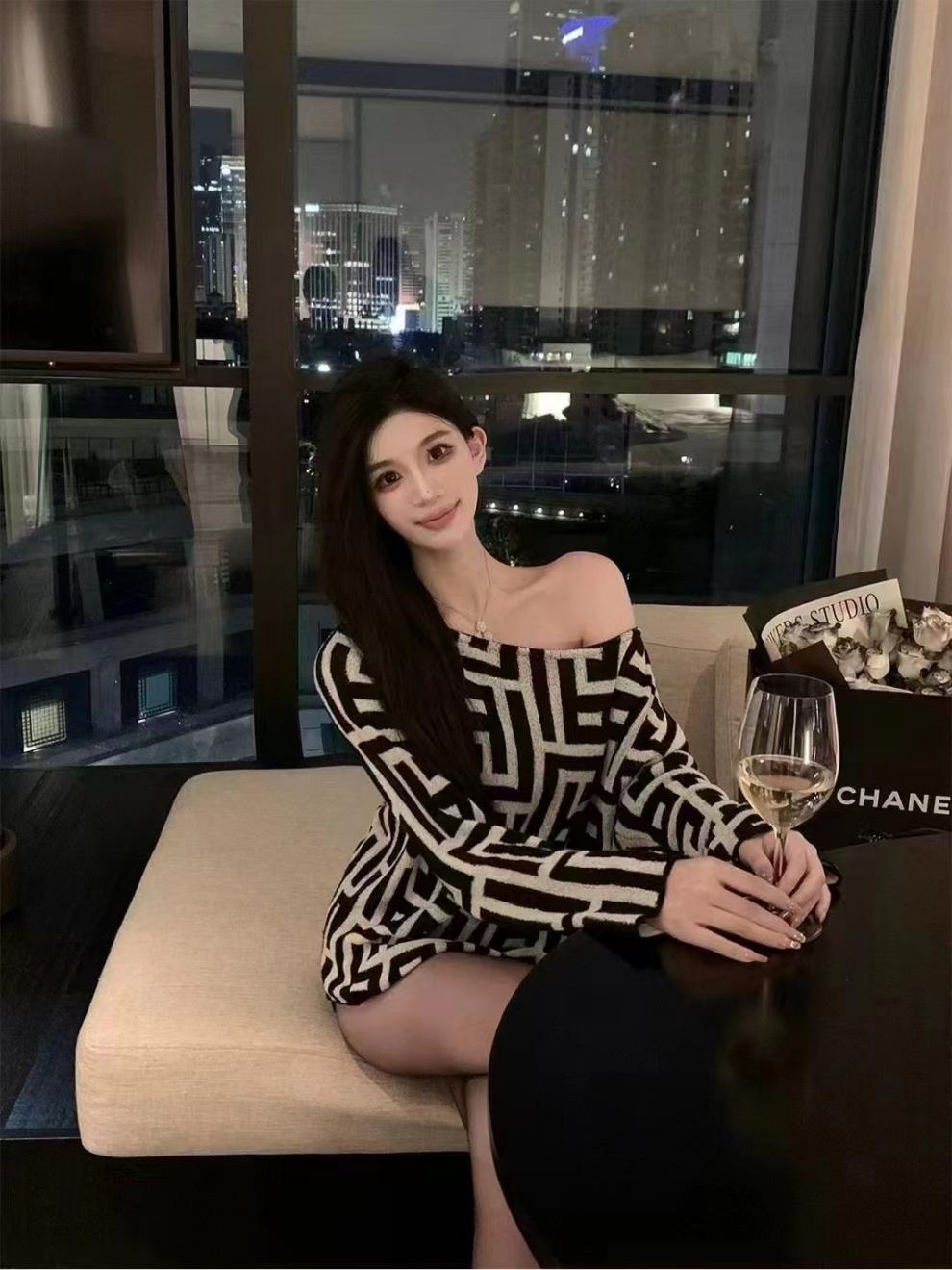 【Tops】ワンショルダーニットセーター Z7512