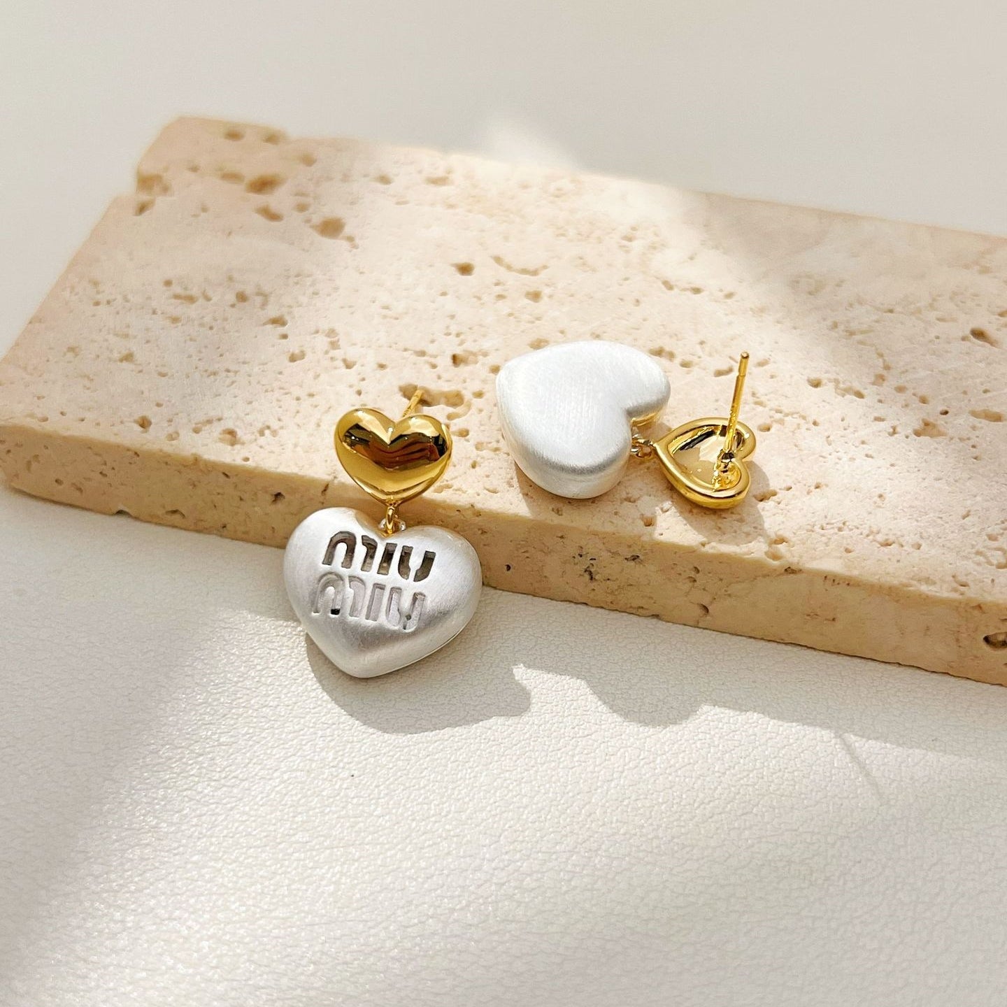 【雑貨】ハート柄ピアス T01699