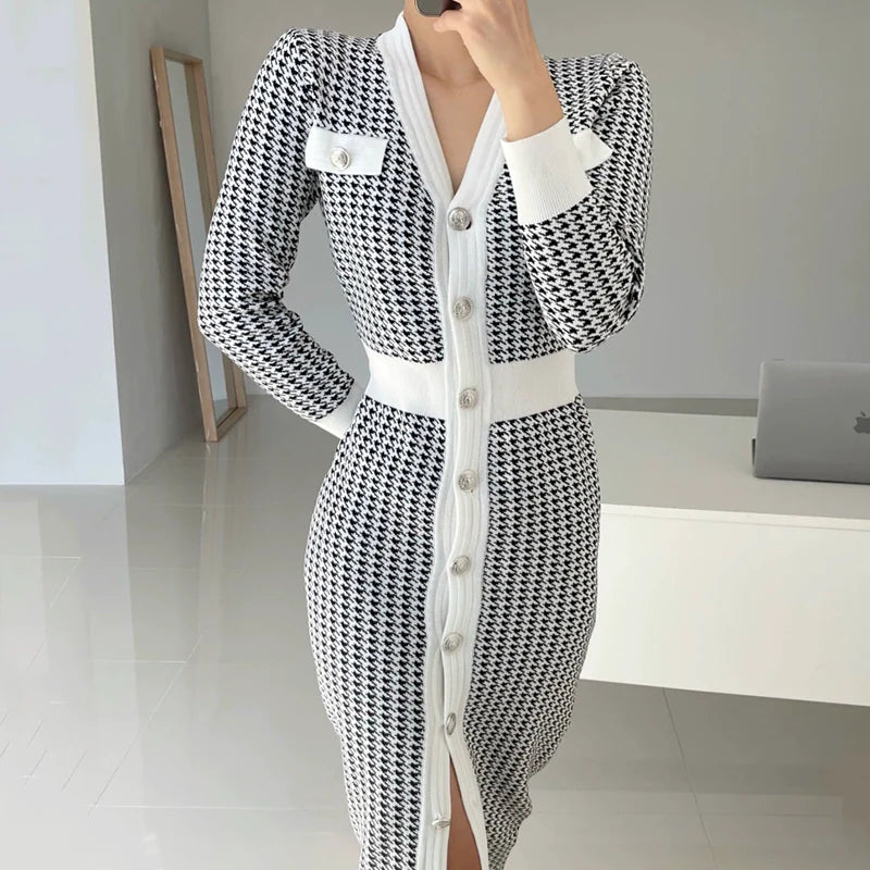 【Dress】千鳥格子Vネックニットワンピース W8035