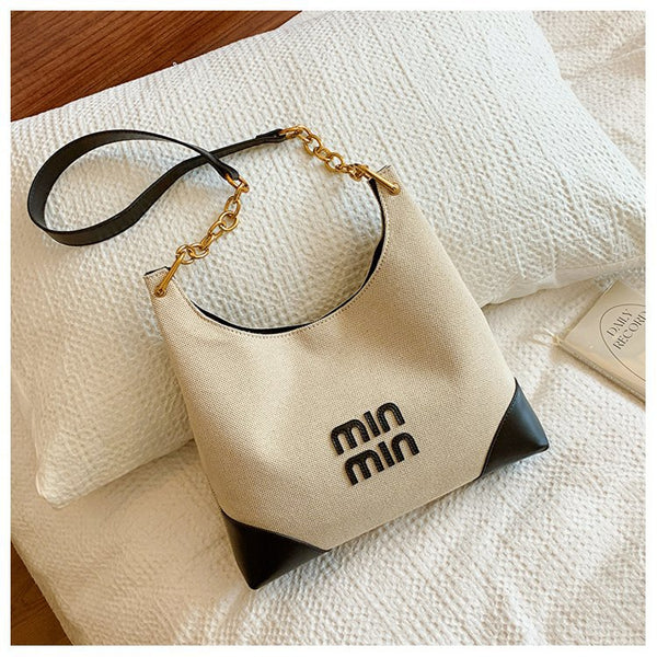 【雑貨】英字柄ショルダーバッグ W13878