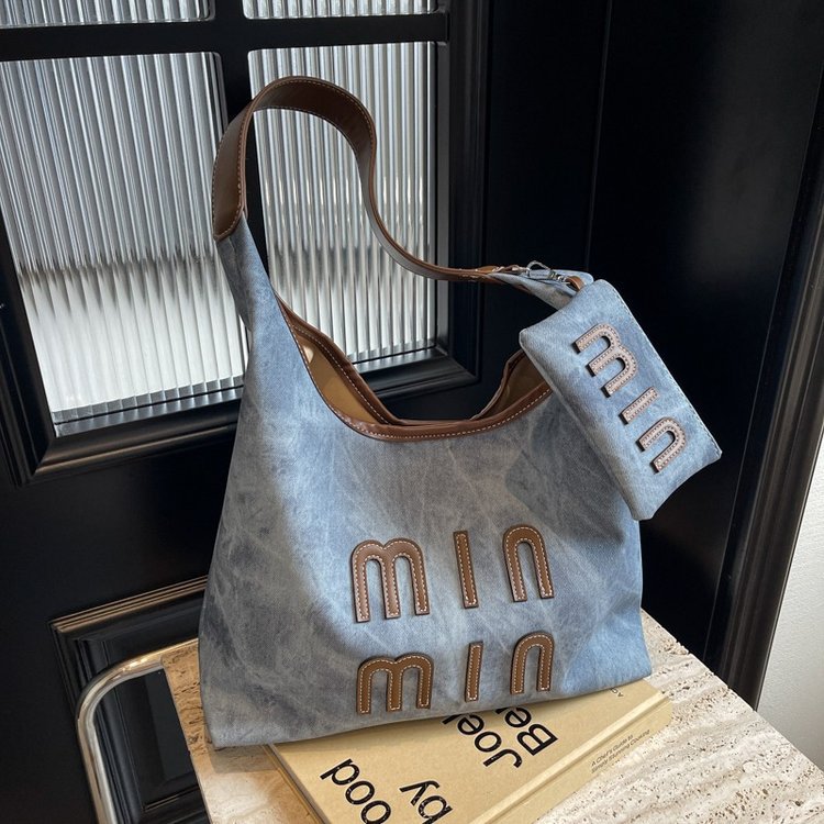 【雑貨】OL通勤ショルダーバッグ Z7772