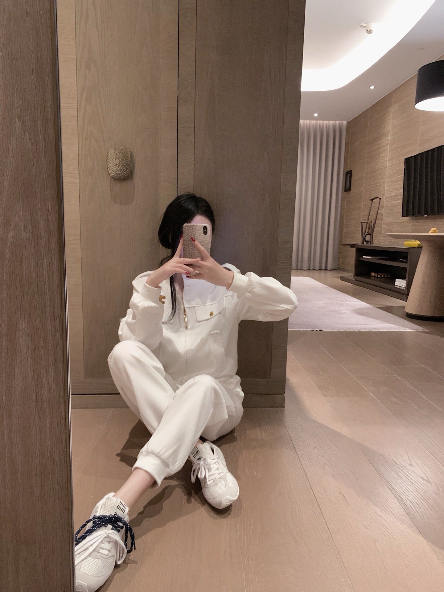 【Set】パーカー + パンツ2点セット T01248