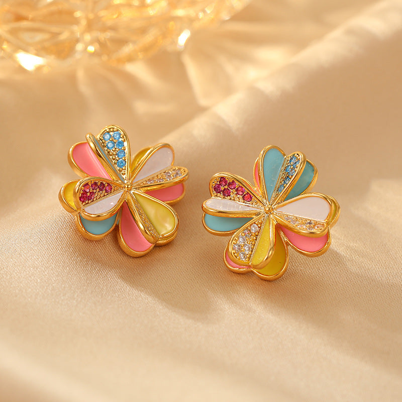 【雑貨】フラワージルコンスタッドピアス T01559