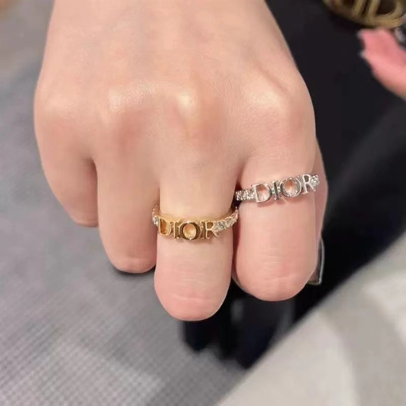 【雑貨】高級感ダイヤモンド指輪 W12529