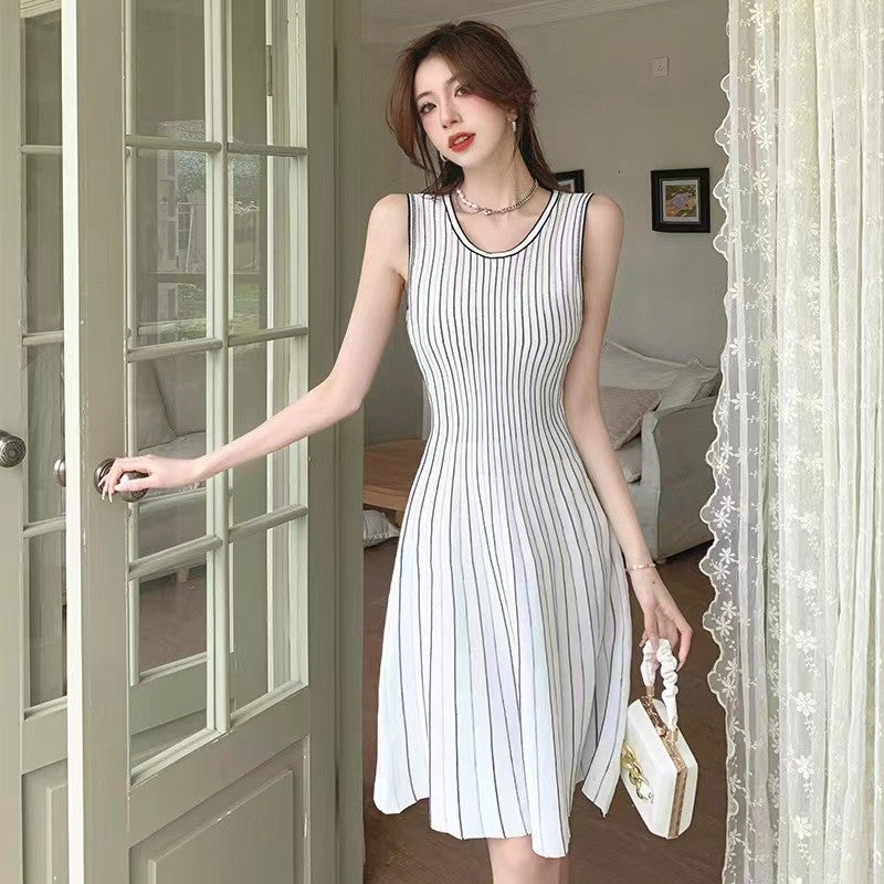 【Dress】ストラップ柄ワンピース W12177
