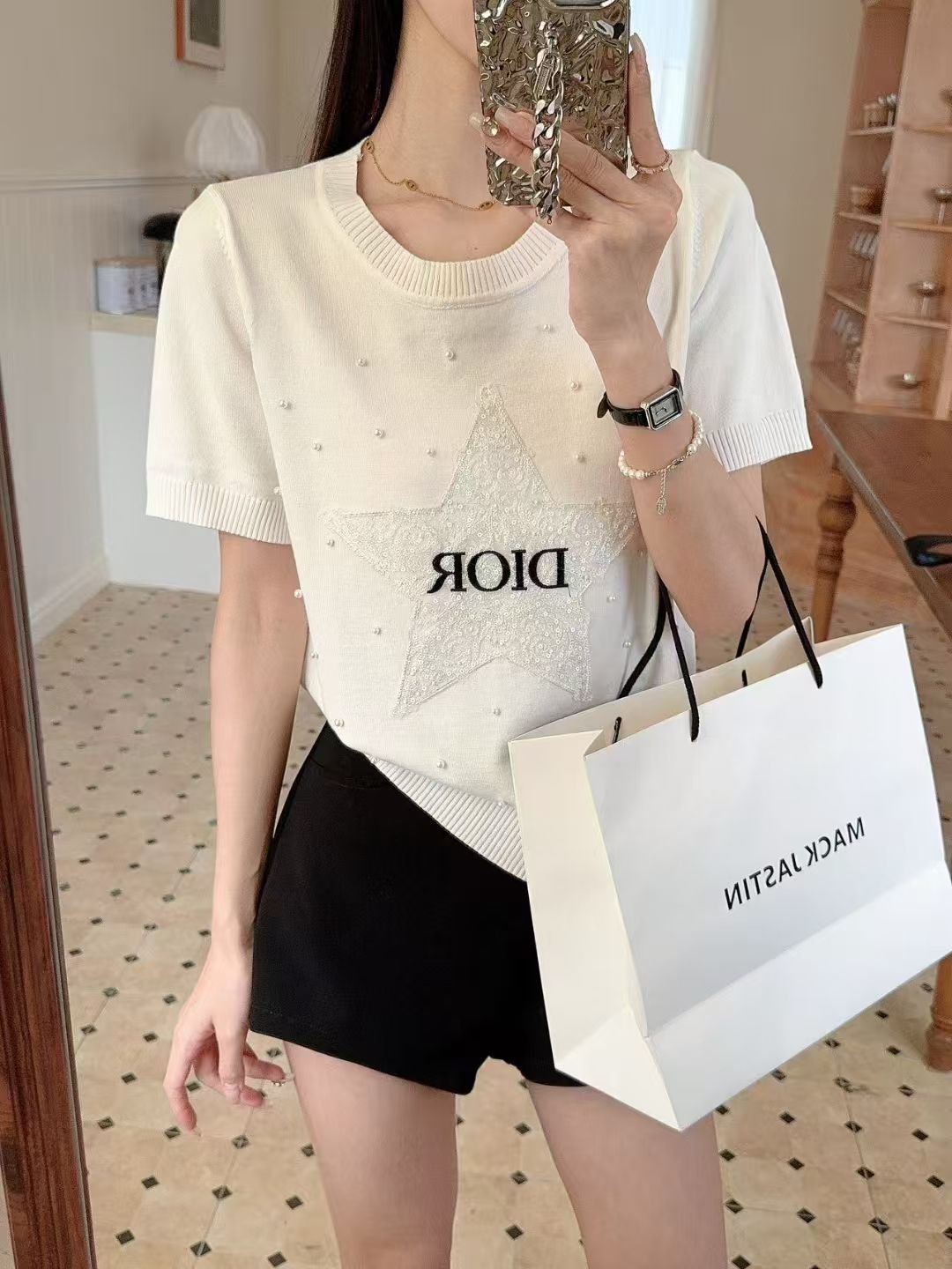 【Tops】 ビーズクルーネックTシャツ T01466