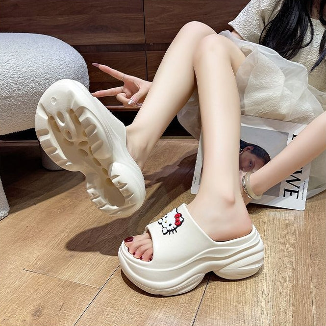 【Shoes】キャラクター美脚厚底スリッパ T01592