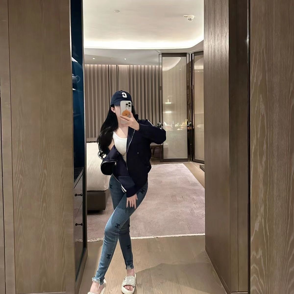 【Bottoms】刺繍デニムパンツ T01474