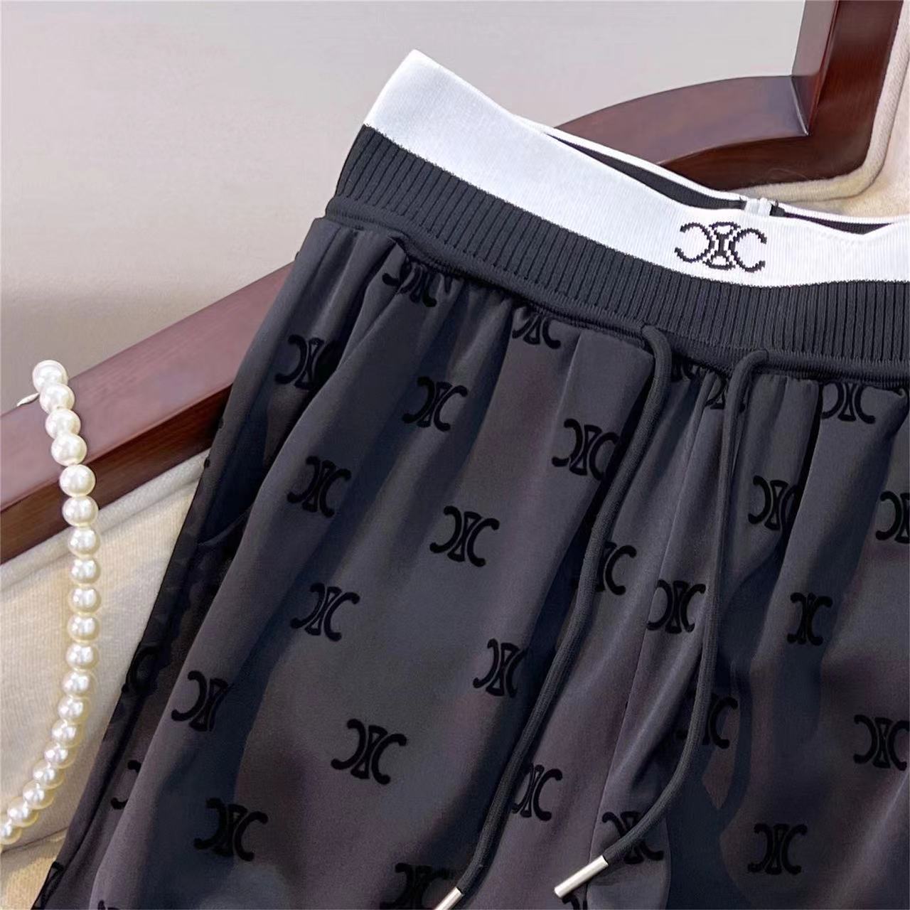 【Bottoms】新入荷~切り替えデザインワイドパンツ W10868