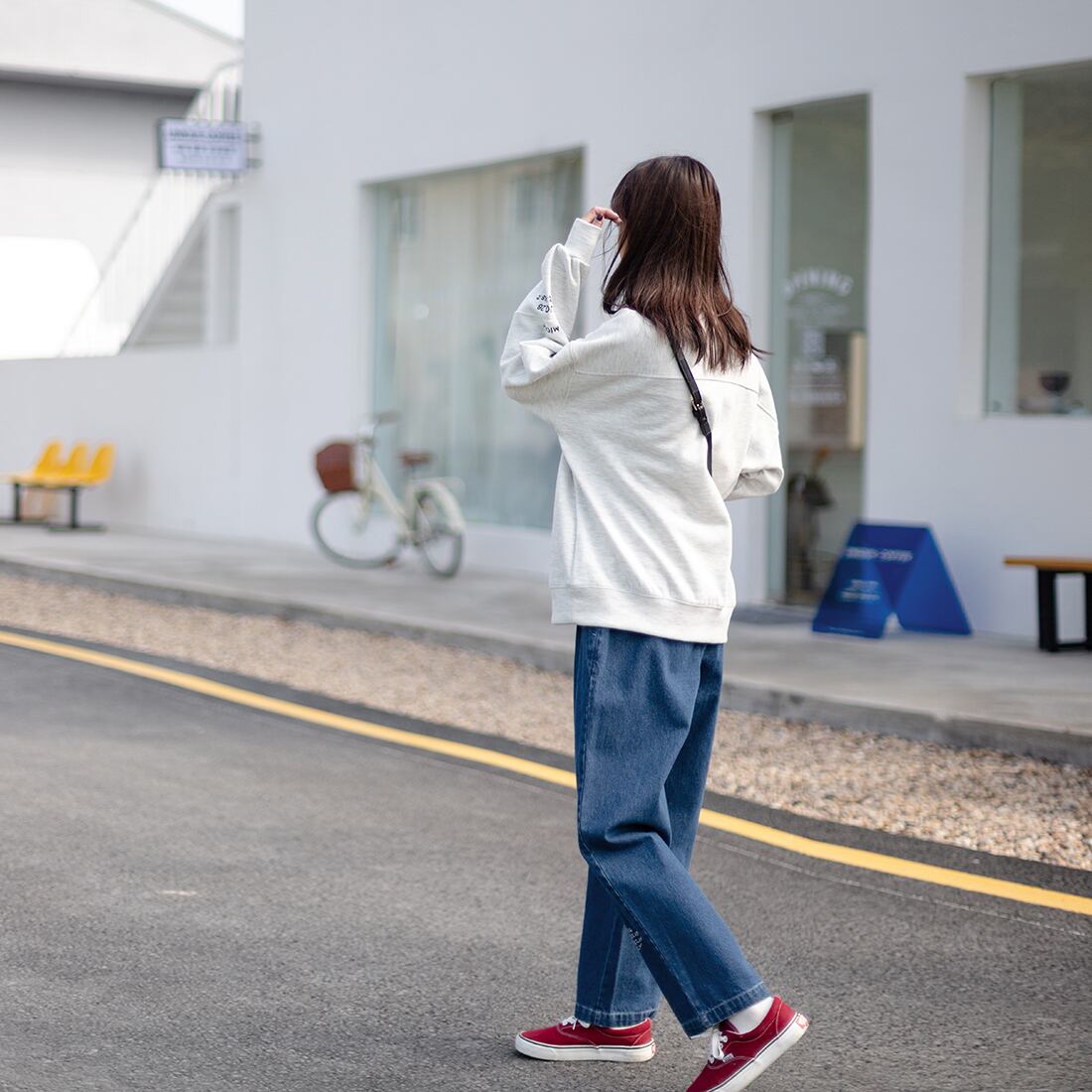 【tops】大人可愛い韓国系ラウンドネックルーズスウィート刺繍プリントパーカー