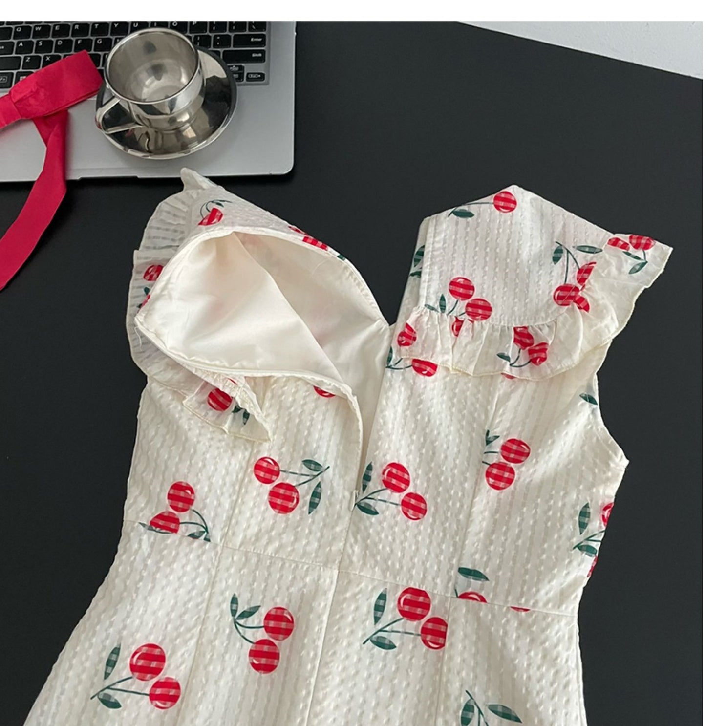 【Dress】チェリー柄デートワンピース W12010