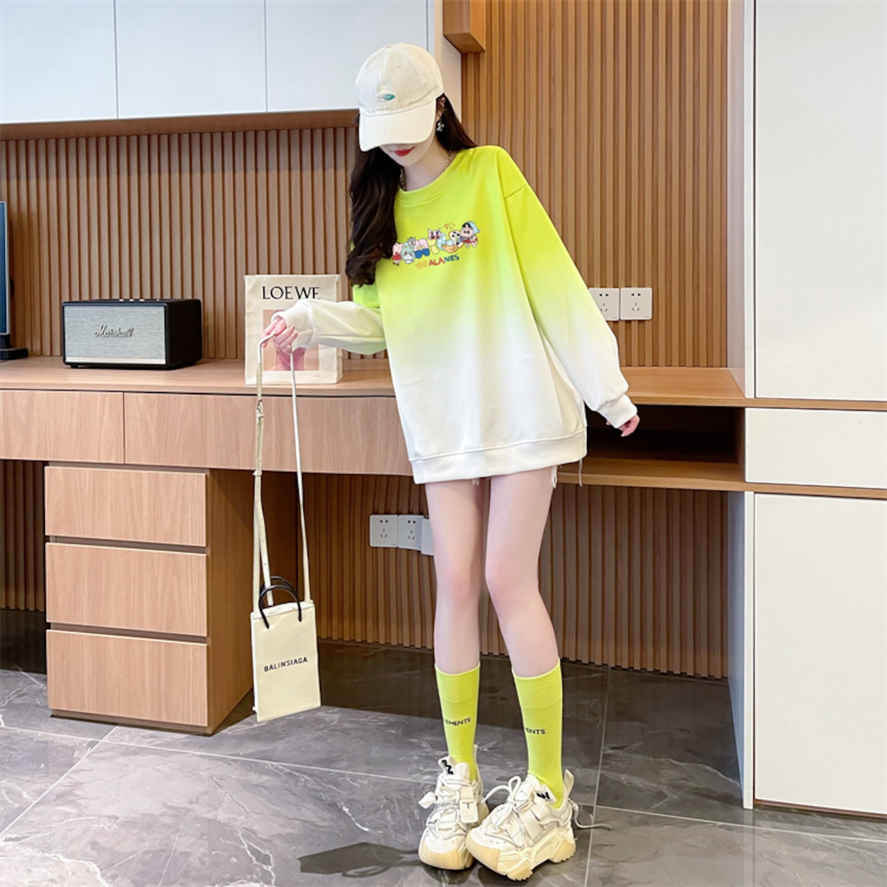 【Tops】グラデーションキャラクタープルオーバー W13985