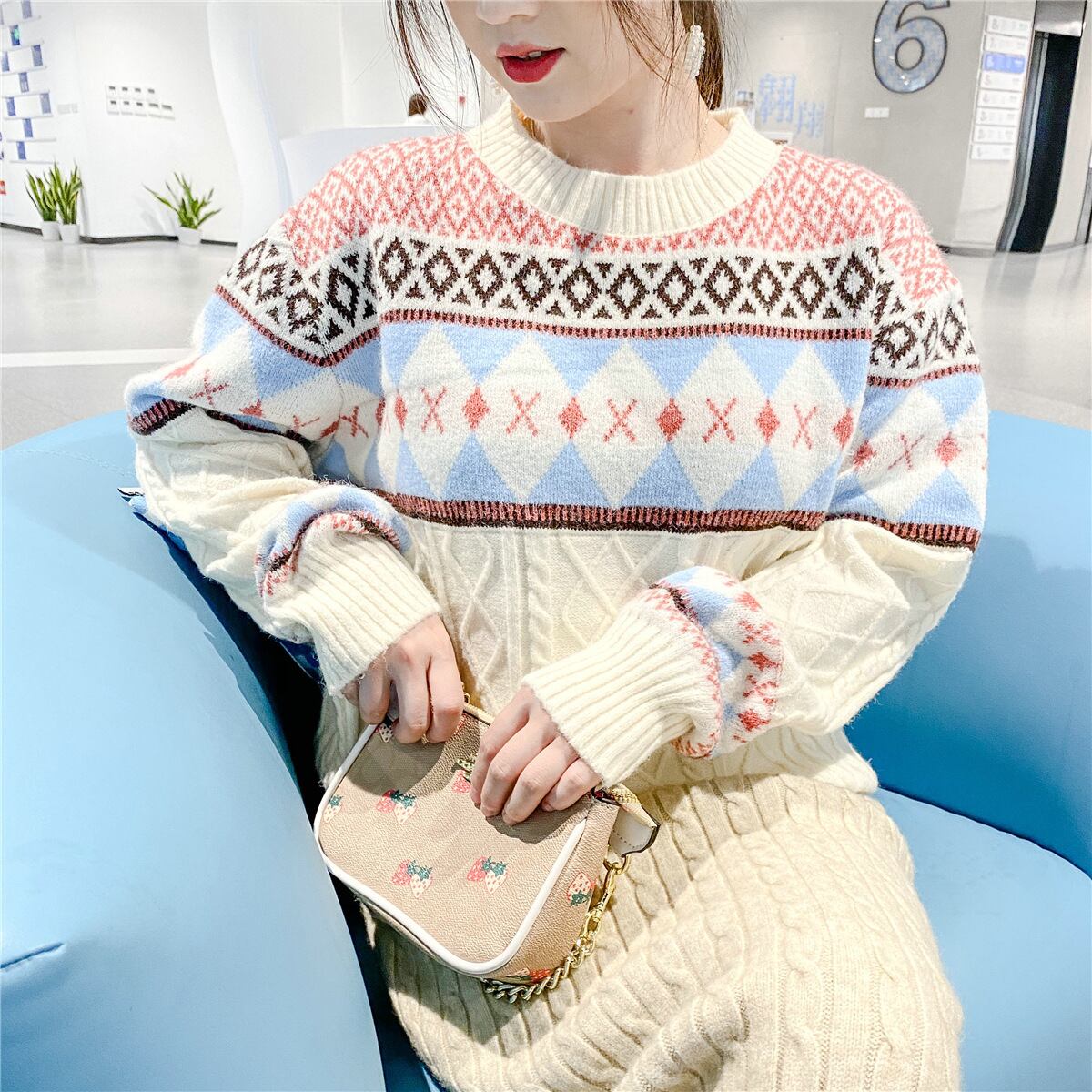 【tops】絶対流行エスニックレトロニットセーターゆったり2色