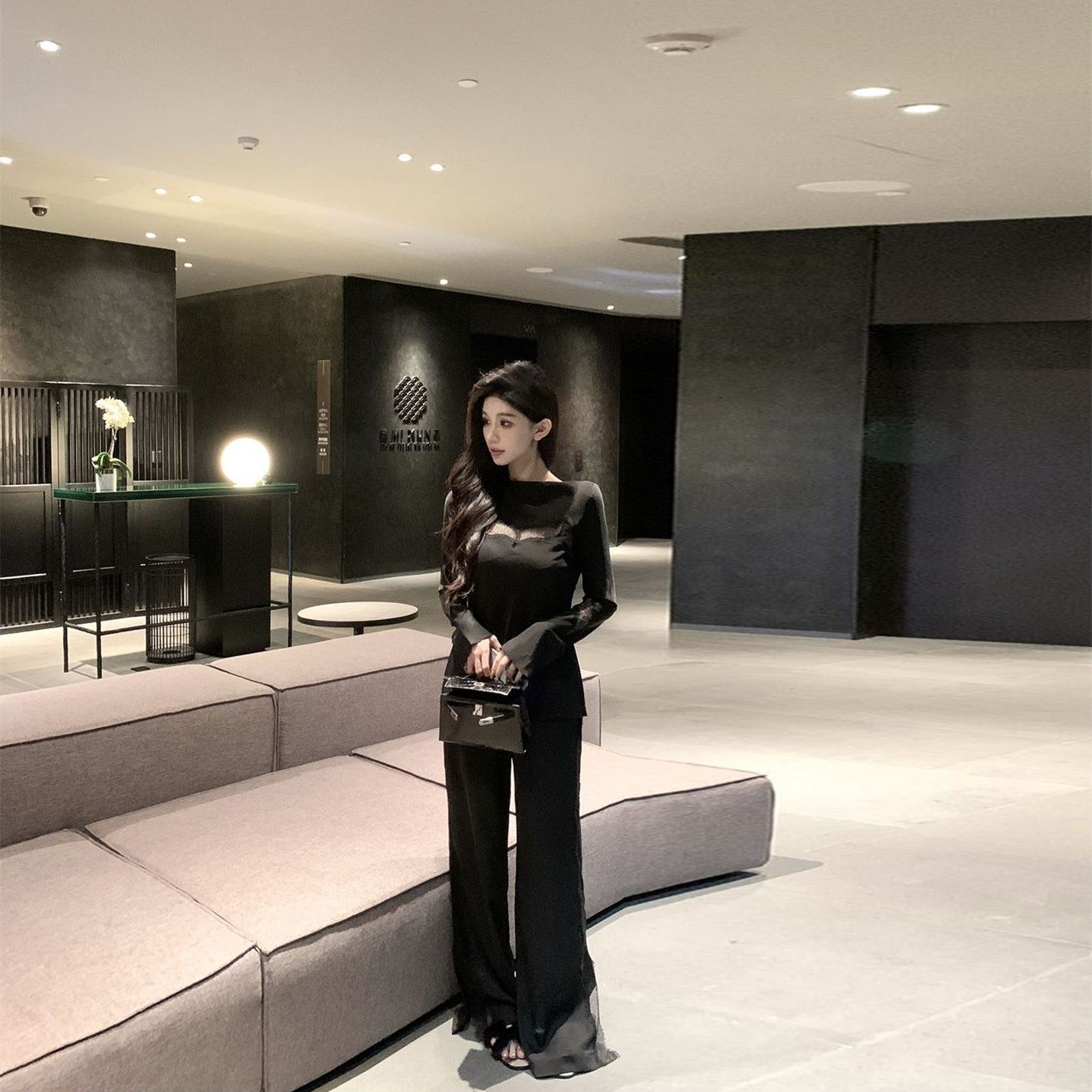 【Set】ブラウス+パンツ フェミニン2点セット Z8026