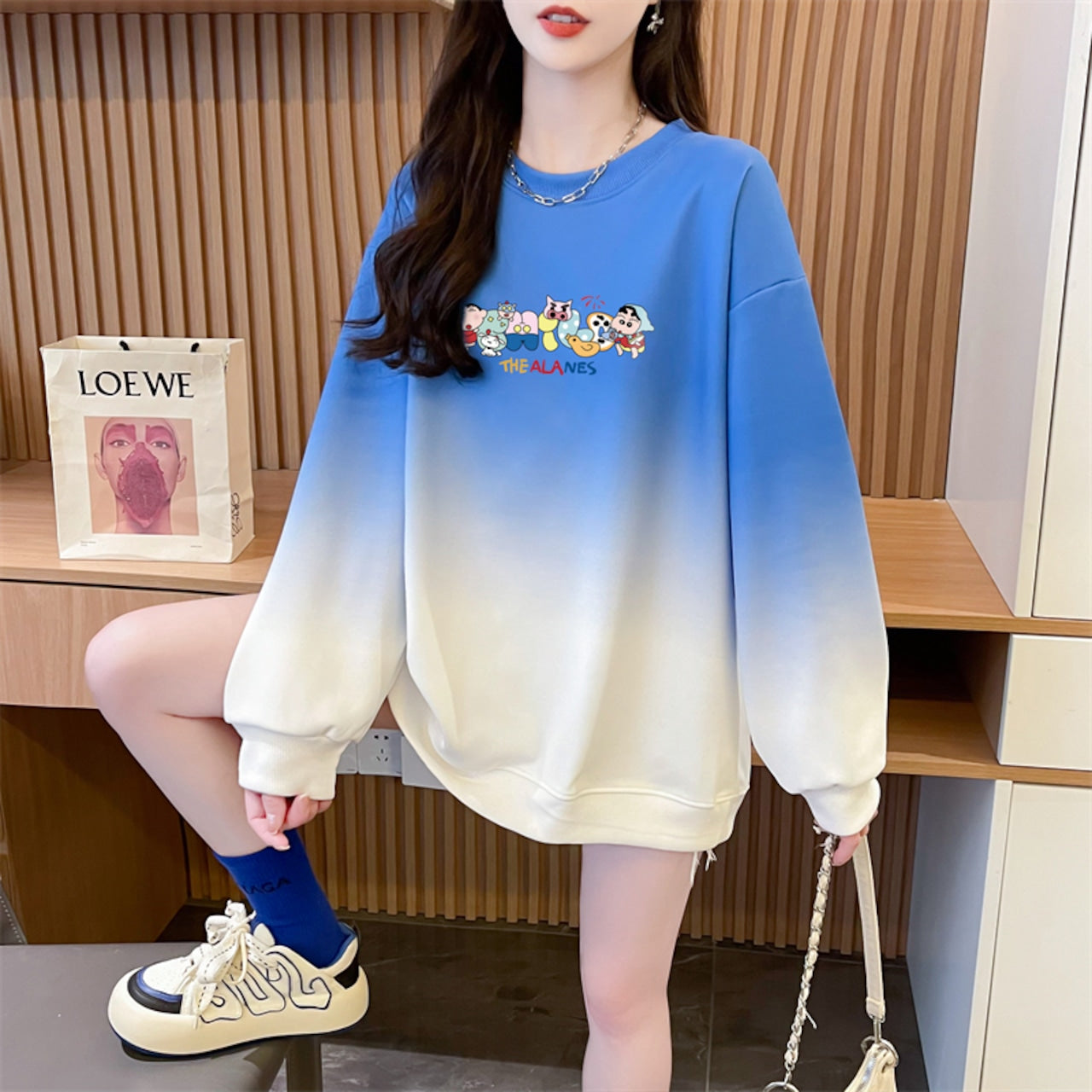 【Tops】グラデーションキャラクタープルオーバー W13985