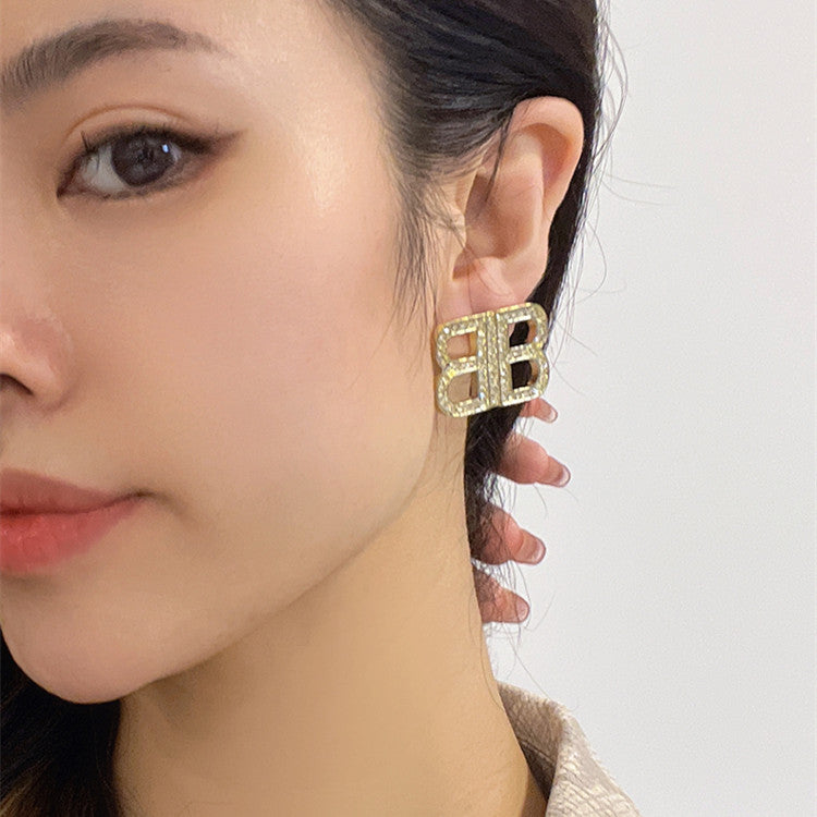 【雑貨】2色展開ピアス W12190