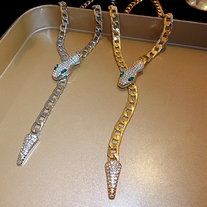 【雑貨】高級感ネックレス W14357
