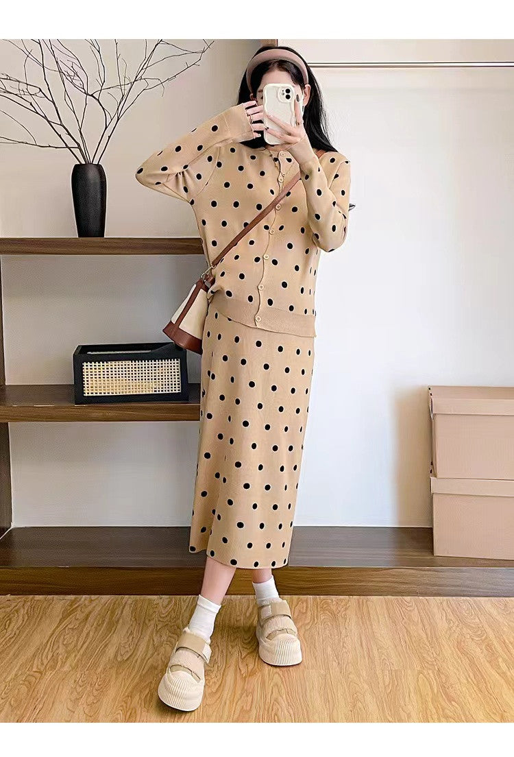 【Set】ドット柄ニット2点セット W14108